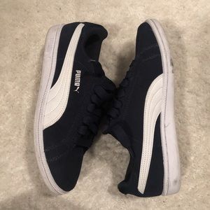 Puma gym shoes